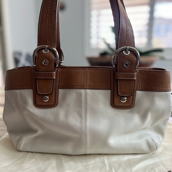 Coach Tan & Ivory Soho tote - Picture 6 of 6
